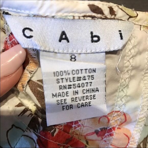 EUC CAbi Floral Flirty Print Cotton Skirt Size 8 - Picture 2 of 4
